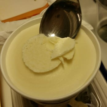 All Nippon Airways - Haagen-Dazs vanilla ice cream - Airlines Near Me - San Francisco, California All Nippon Airways - Haagen-Dazs vanilla ice cream - Airlines Near Me - San Francisco, California