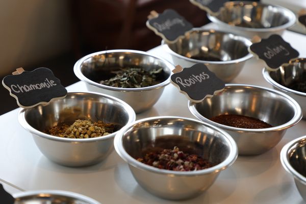 Jayida Ché Herbal Tea Spot by null