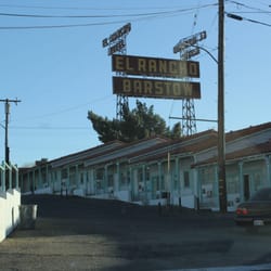 El Rancho Motel - Can't miss the sign, but DO miss the place