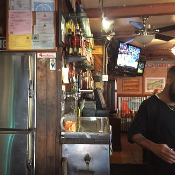 The Shack - Bar - Sports Bars Near Me - Playa Del Rey, California