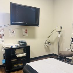 Yu Medical Group - Ultrasound room