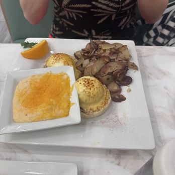 Keke's Breakfast Cafe - Eggs Benedict - Breakfast & Brunch Near Me - Dallas, Texas Keke's Breakfast Cafe - Eggs Benedict - Breakfast & Brunch Near Me - Dallas, Texas