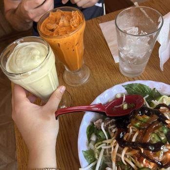 Annie's Cafe - Chai tea, avocado shake - Vietnamese Near Me - Louisville, Kentucky Annie's Cafe - Chai tea, avocado shake - Vietnamese Near Me - Louisville, Kentucky