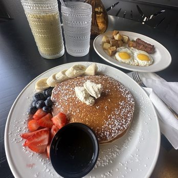 Dova Cafe - pancakes and strawberry matcha - Coffee & Tea Near Me - Ontario, California