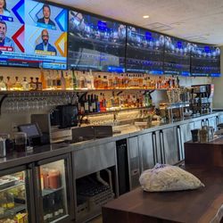 The Original Hick'ry Pit - Bar