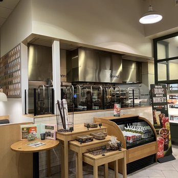 Panera Bread - the interior of a bakery - Soup Near Me - Foster City, California Panera Bread - the interior of a bakery - Soup Near Me - Foster City, California
