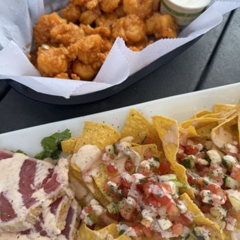 Dockside Restaurant & Bar - Great food! Tuna nachos - Seafood Near Me - Wilmington, North Carolina