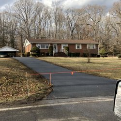 Dustin's Driveways - Freshly resurfaced asphalt driveway