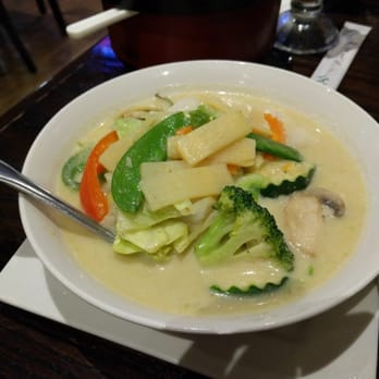 Diho Siam - Green Jungle Curry (Gaeng Kaew Waen) w/ Scallops - Chinese Near Me - Lake Forest, California Diho Siam - Green Jungle Curry (Gaeng Kaew Waen) w/ Scallops - Chinese Near Me - Lake Forest, California