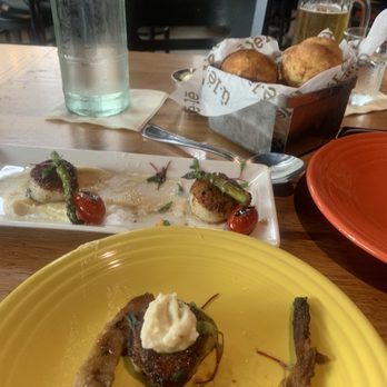Ulele - Scallop appetizer and jalapeño muffins - New American Near Me - Tampa, Florida
