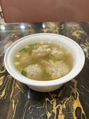 Mei Lai Wah | Wonton Noodle Garden by null