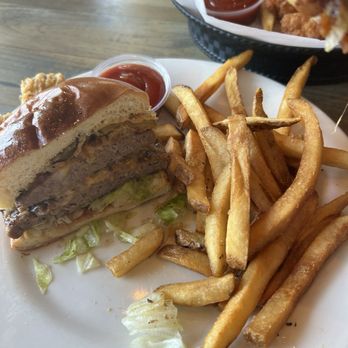 Rockfish Seafood & Grill - Bacon double burger - Seafood Near Me - Houston, Texas Rockfish Seafood & Grill - Bacon double burger - Seafood Near Me - Houston, Texas
