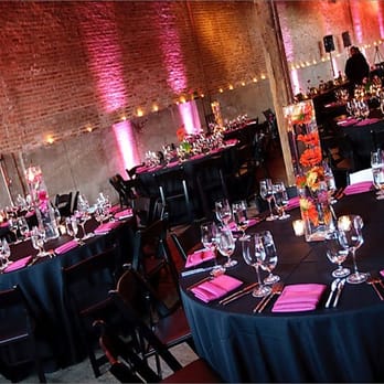 Gallery 1028 - Dining Room Set for Wedding Reception - Venues & Event Spaces Near Me - Chicago, Illinois Gallery 1028 - Dining Room Set for Wedding Reception - Venues & Event Spaces Near Me - Chicago, Illinois