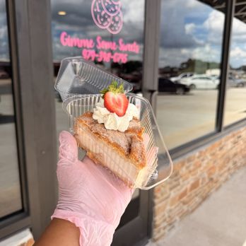 Gimme Some Sweets - Bakeries Near Me - Sealy, Texas Gimme Some Sweets - Bakeries Near Me - Sealy, Texas