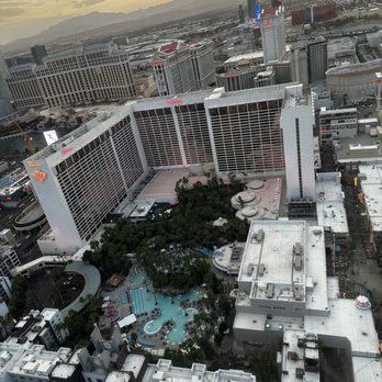 The High Roller - Amusement Parks Near Me - Las Vegas, Nevada The High Roller - Amusement Parks Near Me - Las Vegas, Nevada