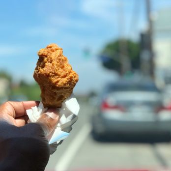 Jollibee - Fast Food Near Me - Los Angeles, California
