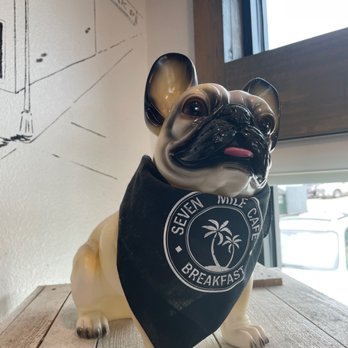 Seven Mile Cafe - Apparel - Breakfast & Brunch Near Me - Denton, Texas
