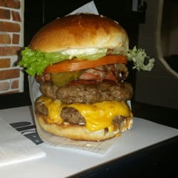 Shaky Shake - Top burger
