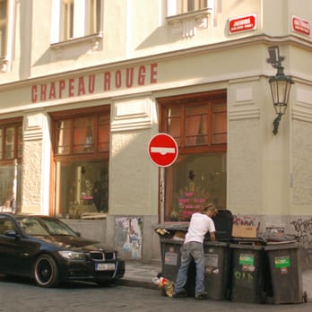 Chapeau Rouge - Bars Near Me - Prague, Puerto Rico