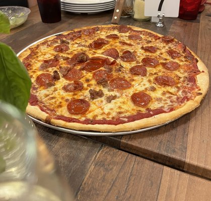 Vinny's Pizzeria by null