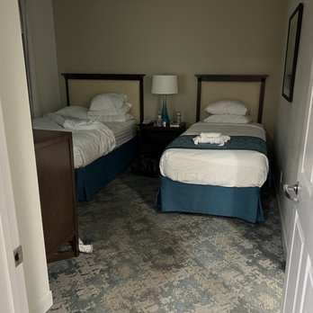 Grand Pacific Palisades - 2nd bedroom of 2BR suite (one full and one twin bed) - Resorts Near Me - Carlsbad, California Grand Pacific Palisades - 2nd bedroom of 2BR suite (one full and one twin bed) - Resorts Near Me - Carlsbad, California