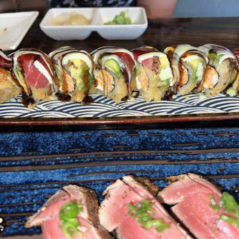 Blōōfin Sushi and Bar - Yami roll - Sushi Bars Near Me - Spring, Texas