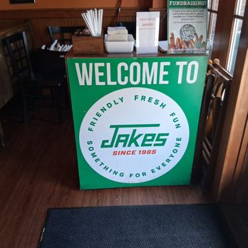 Jakes Burgers and Beer - American Near Me - Grapevine, Texas
