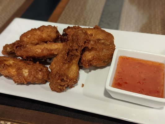 Saap Lao Thai Cuisine & Bar by null