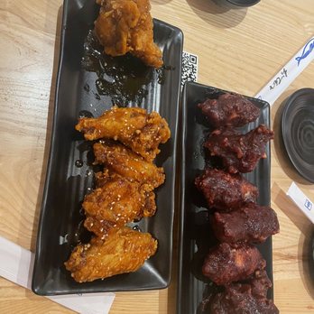 DOMU - Dr. Phillips - Domu Wings and the Barbecue Wings - Ramen Near Me - Orlando, Florida DOMU - Dr. Phillips - Domu Wings and the Barbecue Wings - Ramen Near Me - Orlando, Florida