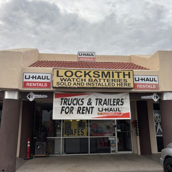 Lockology - Store Front - Keys & Locksmiths Near Me - Phoenix, Arizona Lockology - Store Front - Keys & Locksmiths Near Me - Phoenix, Arizona