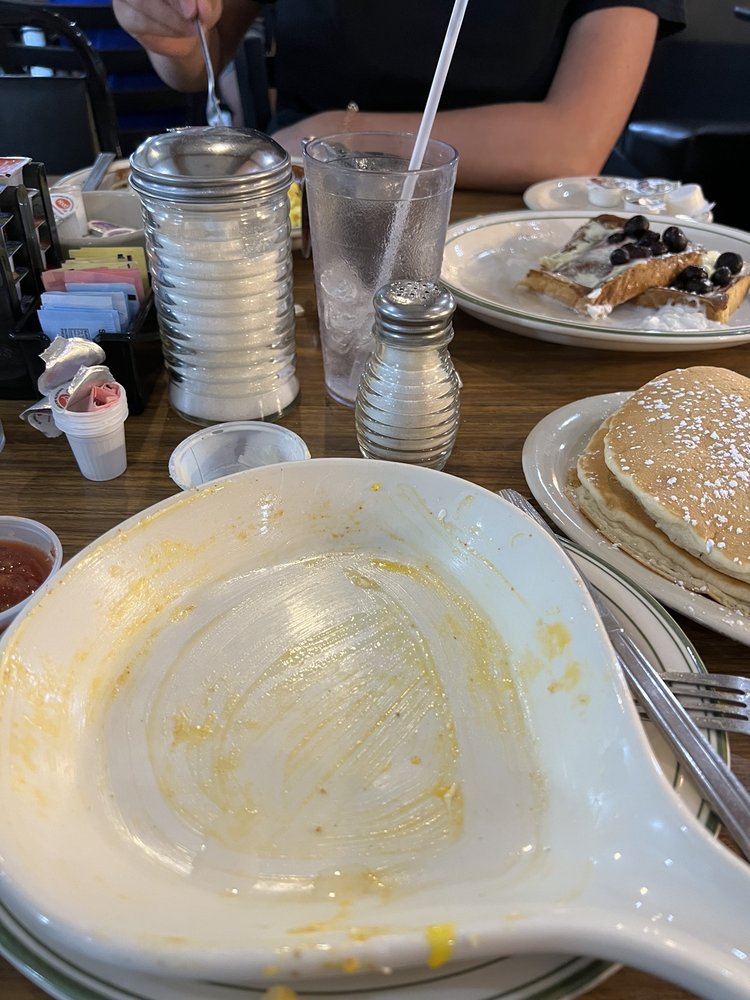 Markle's Pancake House Logo