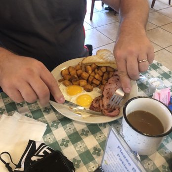 Pine Country Restaurant - Ham steak and eggs. Eggs, ham steak and country potatoes. - Breakfast & Brunch Near Me - Williams, Arizona