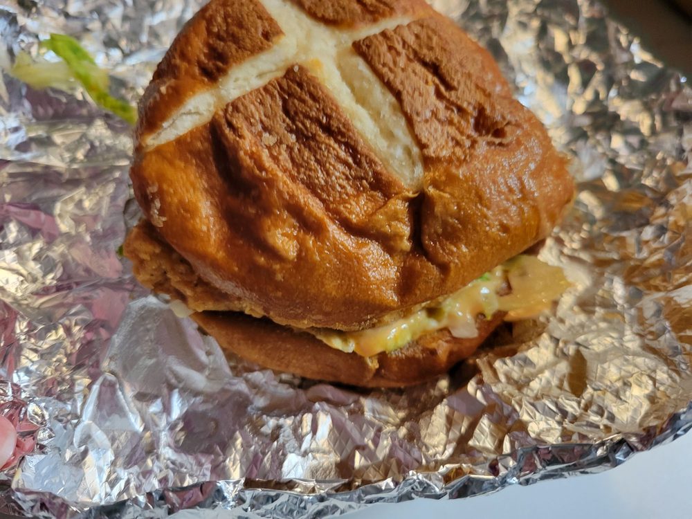 TWISTED INDIAN WRAPS Updated May 2024 4440 Calgary Trail NW