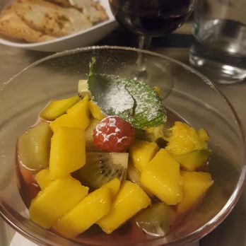 Cozinha dos Lóios - Fruit salad - refreshing! - Mediterranean Near Me - Porto, 13