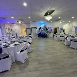 Crowned Creative Space - Dance floor space