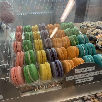 Starbread Bakery - Macarons - Bakeries Near Me - Vallejo, California Starbread Bakery - Macarons - Bakeries Near Me - Vallejo, California