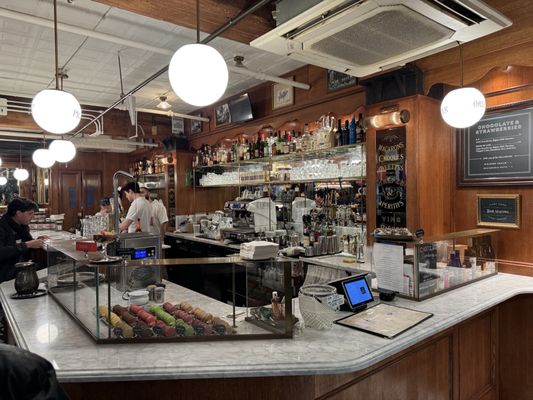 Bar Suzette by null