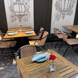 Cobblestone - Chicago - Back patio