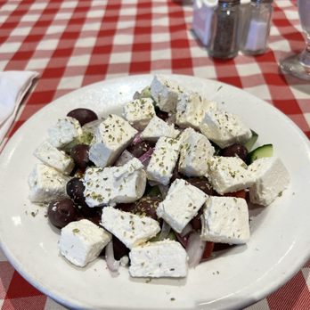 Walters & Neptunes Restaurant - Village Greek salad with extra feta - Restaurants Near Me - Port Colborne, Ontario Walters & Neptunes Restaurant - Village Greek salad with extra feta - Restaurants Near Me - Port Colborne, Ontario