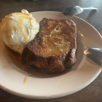 Black Cat Pizza - Bread Pudding - Pizza Near Me - Palm Desert, California Black Cat Pizza - Bread Pudding - Pizza Near Me - Palm Desert, California