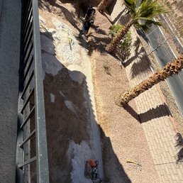 BEFORE/DURING: Our ugly lawn & digging out the dirt for retaining wall BEFORE/DURING: Our ugly lawn & digging out the dirt for retaining wall