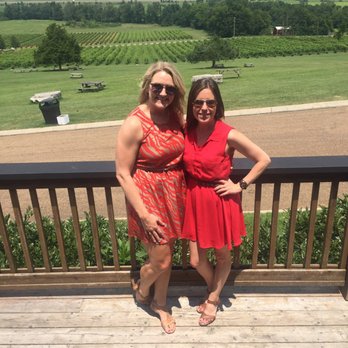 Arrington Vineyards - The best day! - Wine Tasting Room Near Me - Arrington, Tennessee