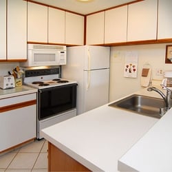Aloha Dreams - The kitchen at Aloha Dreams Condo is fully equipped.