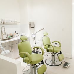 The Ten Spot - Roncesvalles - Facial bar