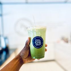 Paris Baguette - Iced matcha latte