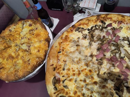 Red Rooster Bar by null