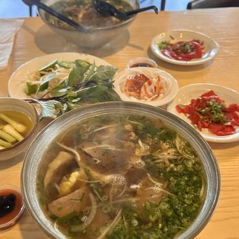Pho San Jose - Look at the piping hot bowl - Soup Near Me - San Jose, California Pho San Jose - Look at the piping hot bowl - Soup Near Me - San Jose, California
