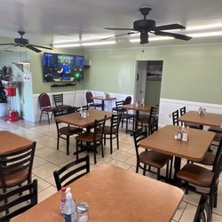 Las Brisas 2 Restaurant