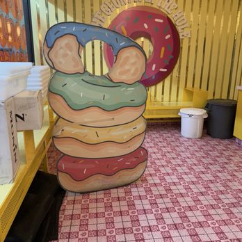 Friendly Donuts - Photo opp - Donuts Near Me - Orange, California