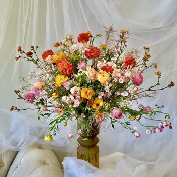 HK Flowers - Florists Near Me - Winnetka, California HK Flowers - Florists Near Me - Winnetka, California